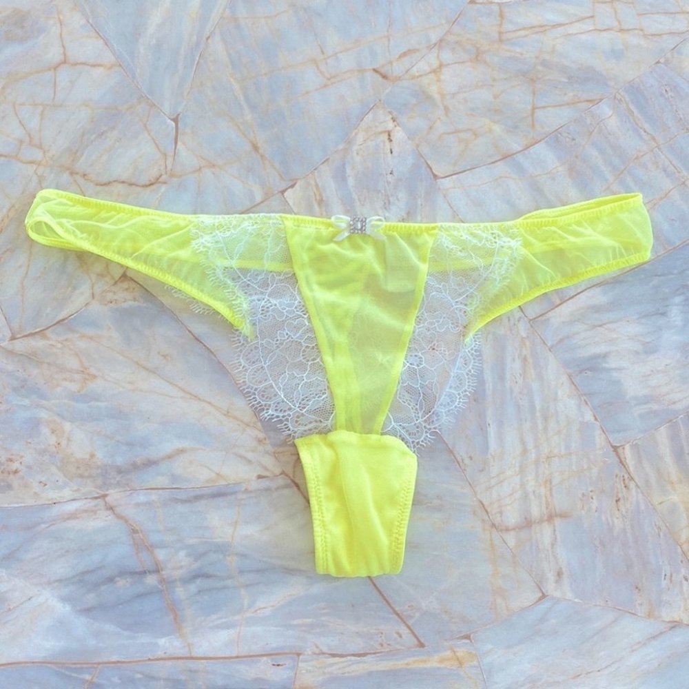 Large VS Very Rare Bombshell Yellow Eyelash Lace Miraculous Thong Embellished